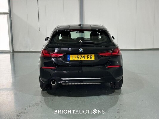 BMW 118i 1-serie Business Edition Plus 136pk 2021 (Origineel-NL) 1-Serie, L-574-FR
