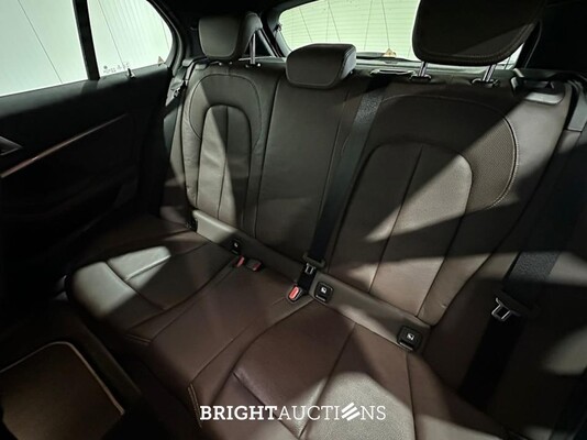 BMW 118i 1-serie Business Edition Plus 136pk 2021 (Origineel-NL) 1-Serie, L-574-FR