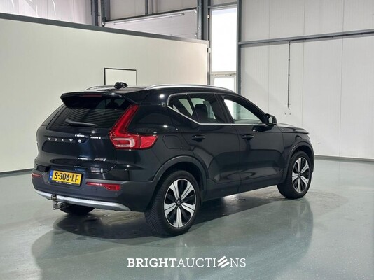 Volvo XC40 T4 Plug-in Hybrid Core Bright 1.5 211pk 2023 (Origineel-NL), S-306-LF