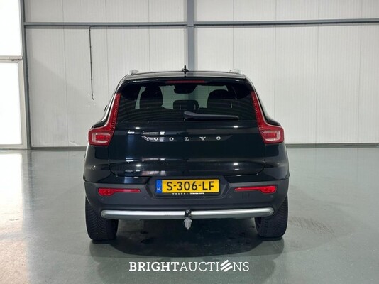 Volvo XC40 T4 Plug-in Hybrid Core Bright 1.5 211pk 2023 (Origineel-NL), S-306-LF