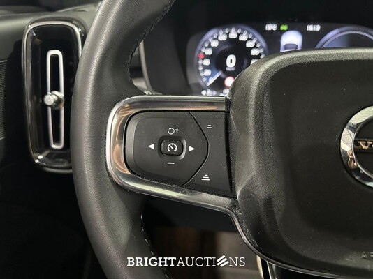 Volvo XC40 T4 Plug-in Hybrid Core Bright 1.5 211pk 2023 (Origineel-NL), S-306-LF