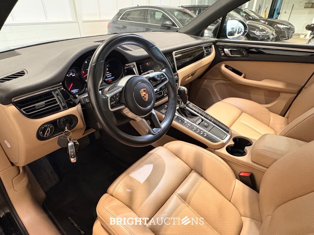 Porsche Macan 2.0 245pk 2020, J-631-JX