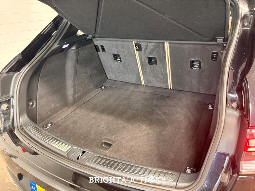 Porsche Macan 2.0 245pk 2020, J-631-JX