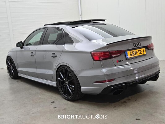 Audi A3 RS3 Limousine RS 3 2.5 TFSI Quattro 400pk 2018, GRR-12-J