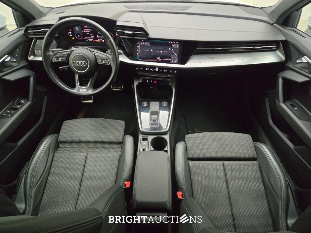 Audi A3 Sportback 30 S edition TFSI 110pk 2021 (Origineel-NL), L-018-PH