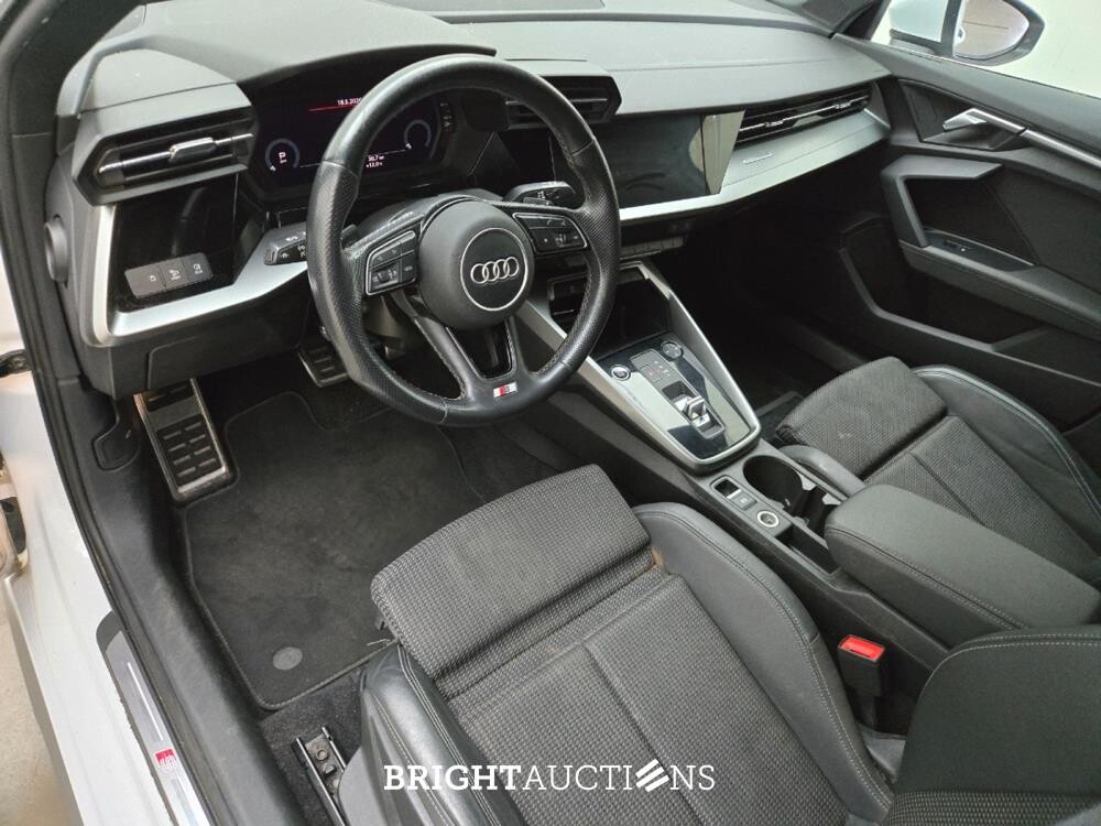 Audi A3 Sportback 30 S edition TFSI 110pk 2021 (Origineel-NL), L-018-PH