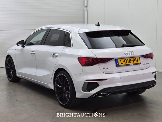 Audi A3 Sportback 30 S edition TFSI 110pk 2021 (Origineel-NL), L-018-PH