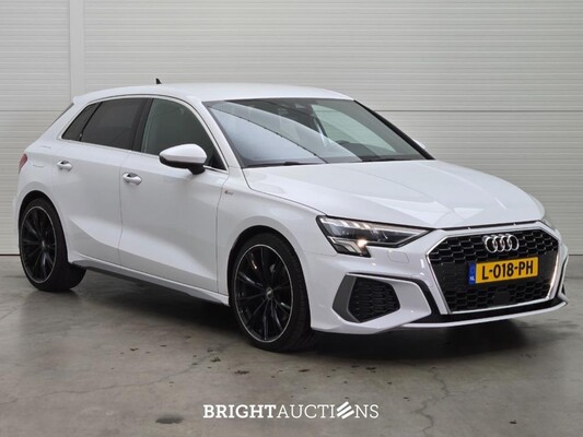 Audi A3 Sportback 30 S edition TFSI 110pk 2021 (Origineel-NL), L-018-PH