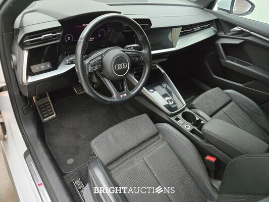 Audi A3 Sportback 30 S edition TFSI 110pk 2021 (Origineel-NL), L-018-PH