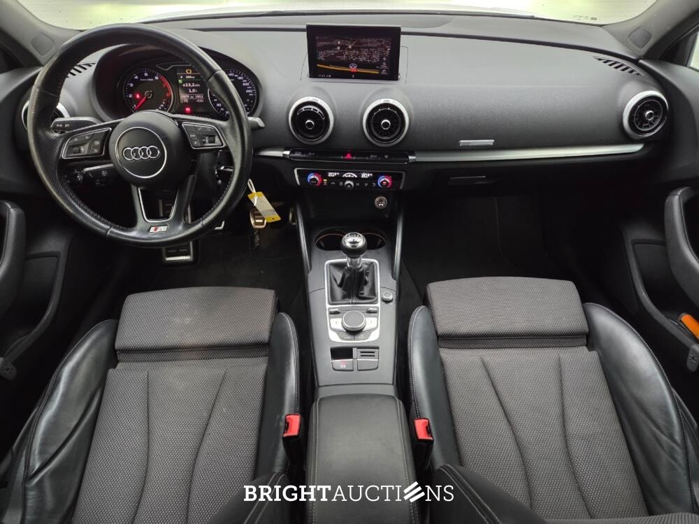 Audi A3 Sportback CoD Sport S-Line Edition 1.4 TFSI 150pk 2017 (Origineel-NL), PF-852-H
