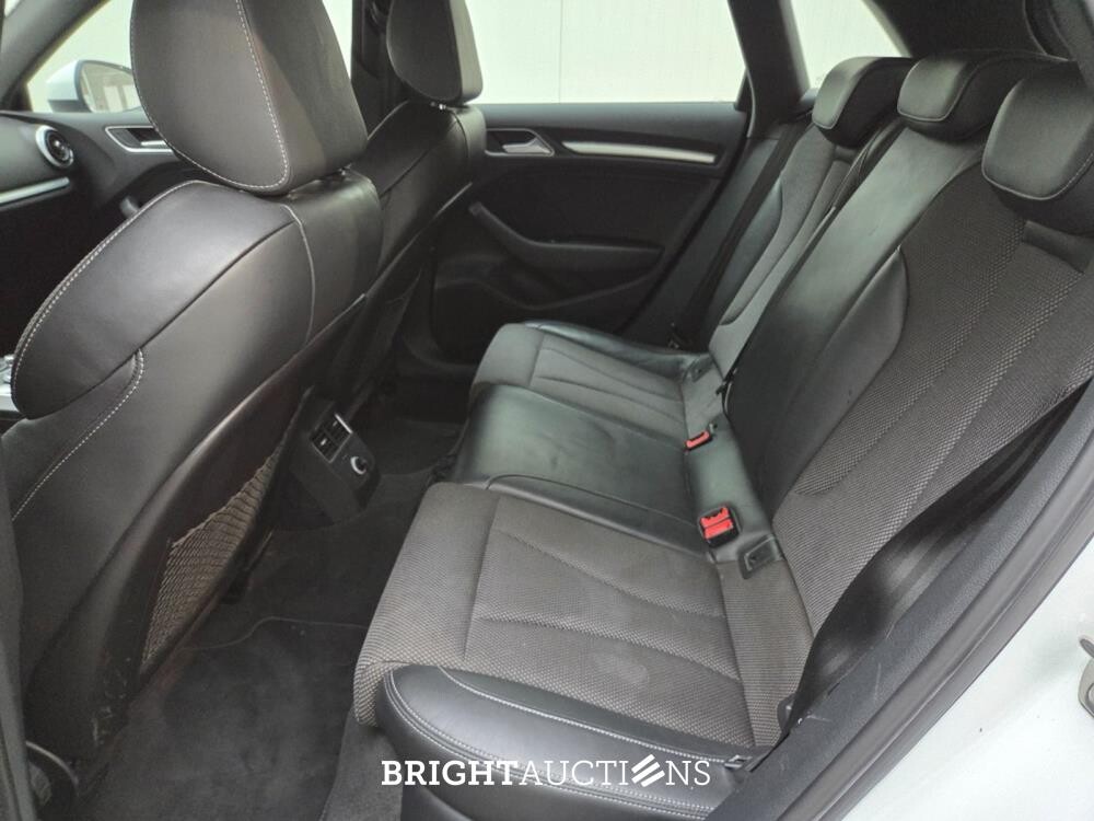 Audi A3 Sportback CoD Sport S-Line Edition 1.4 TFSI 150pk 2017 (Origineel-NL), PF-852-H
