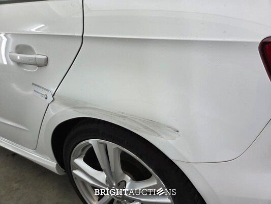 Audi A3 Sportback CoD Sport S-Line Edition 1.4 TFSI 150pk 2017 (Origineel-NL), PF-852-H