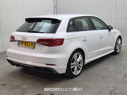 Audi A3 Sportback CoD Sport S-Line Edition 1.4 TFSI 150pk 2017 (Origineel-NL), PF-852-H