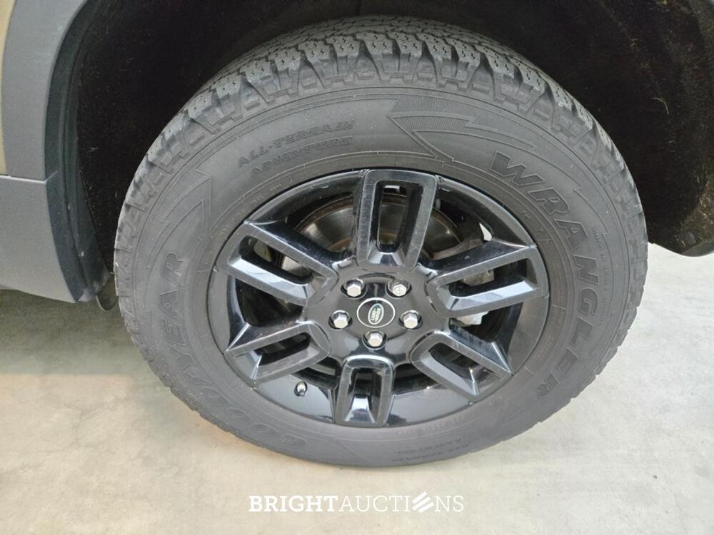 Land Rover Defender D200 110 SE 2.0 200pk 2020, VPV-25-J