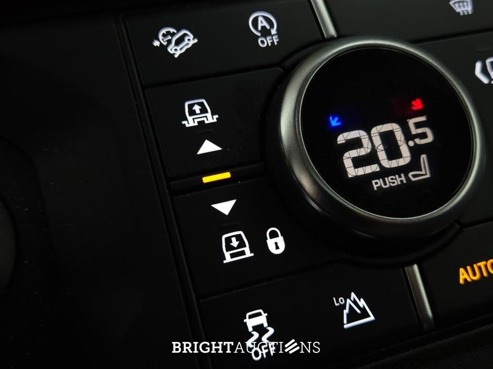 Land Rover Defender D200 110 SE 2.0 200pk 2020, VPV-25-J