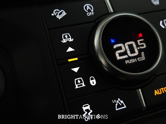 Land Rover Defender D200 110 SE 2.0 200pk 2020, VPV-25-J