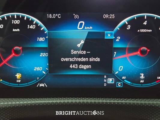 Mercedes-Benz A180 Business Solution AMG 136pk 2019 A-klasse, X-073-VB