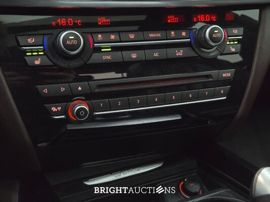 BMW X5 xDrive40e iPerformance 358pk 2017, T-916-JG