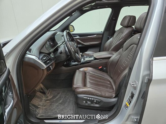 BMW X5 xDrive40e iPerformance 358pk 2017, T-916-JG