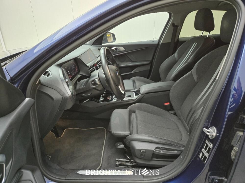BMW 118i 1-serie Executive Edition 140pk 2020 (Origineel-NL) 1-Serie, J-315-DD