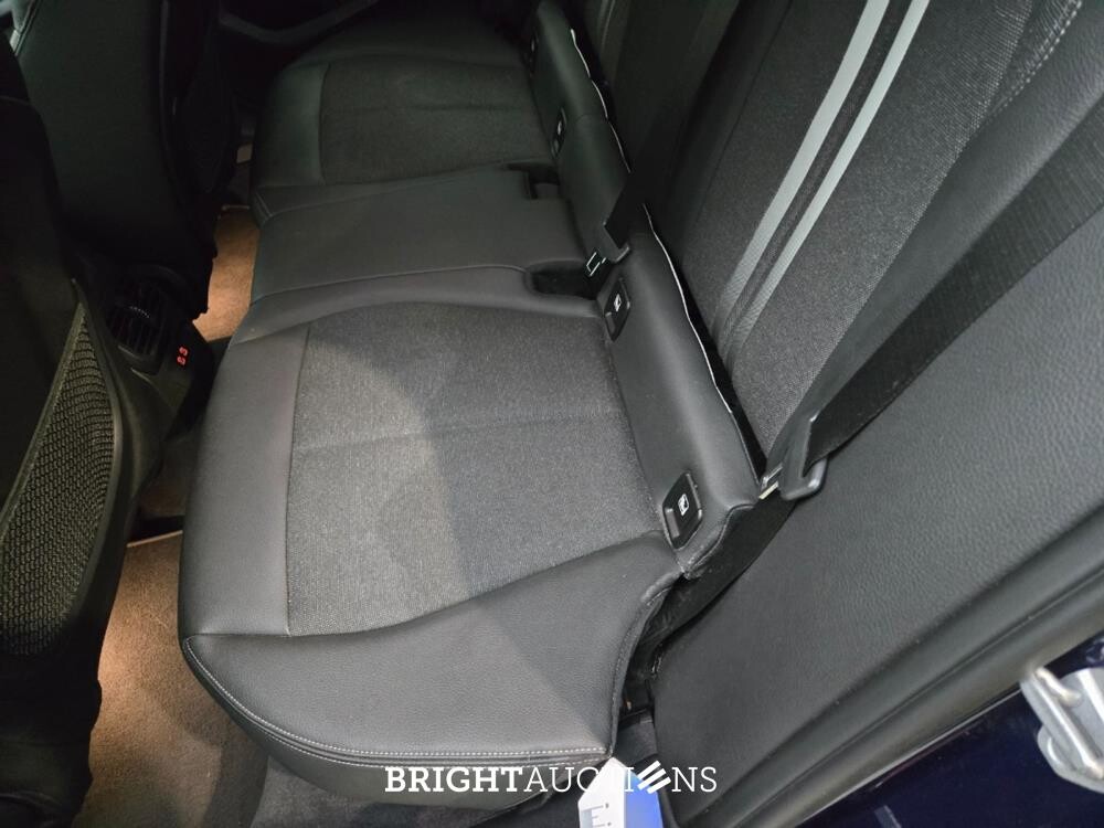 BMW 118i 1-serie Executive Edition 140pk 2020 (Origineel-NL) 1-Serie, J-315-DD