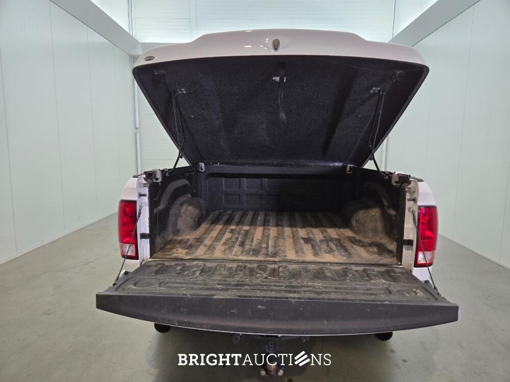 Dodge RAM 1500 CLASSIC 401pk 2023 (Origineel-NL), VZG-89-Z