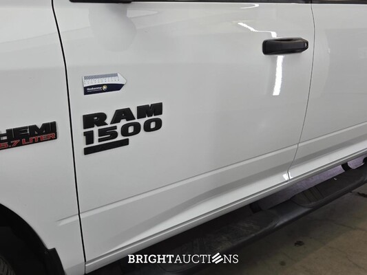 Dodge RAM 1500 CLASSIC 401pk 2023 (Origineel-NL), VZG-89-Z
