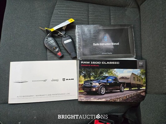 Dodge RAM 1500 CLASSIC 401pk 2023 (Origineel-NL), VZG-89-Z