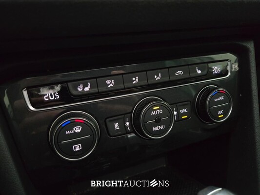Volkswagen Tiguan 4Motion Highline Business R 1.4 TSI 150pk 2018, T-157-RP