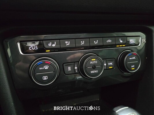 Volkswagen Tiguan 4Motion Highline Business R 1.4 TSI 150pk 2018, T-157-RP