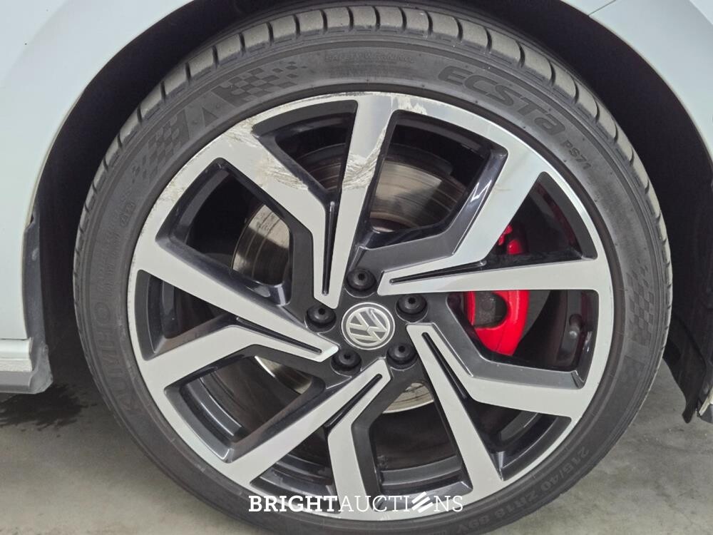Volkswagen Polo GTI 2.0 TSI 200pk 2019, X-760-KZ