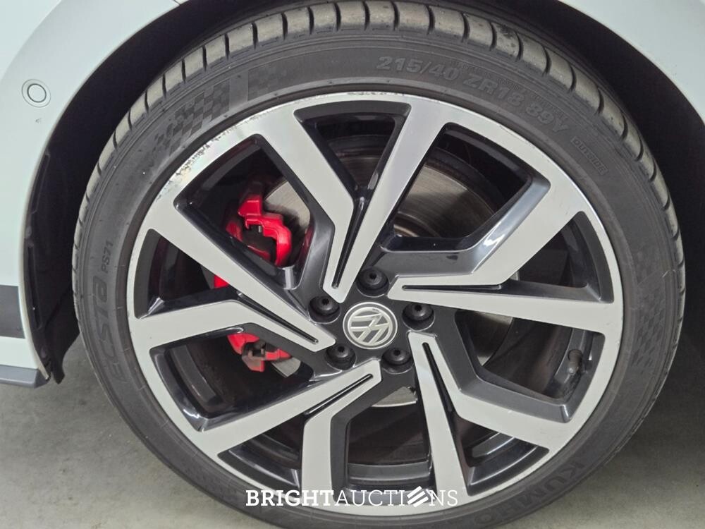 Volkswagen Polo GTI 2.0 TSI 200pk 2019, X-760-KZ