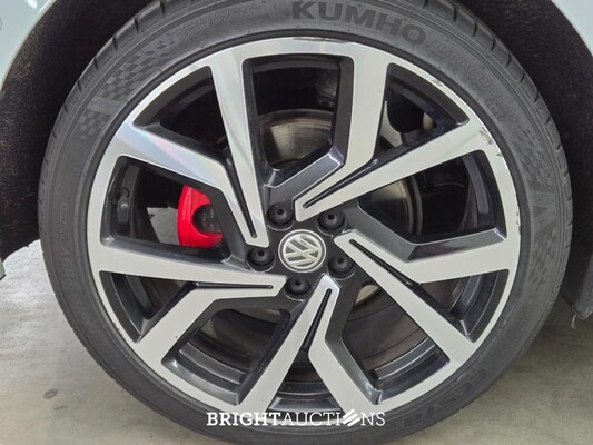 Volkswagen Polo GTI 2.0 TSI 200pk 2019, X-760-KZ
