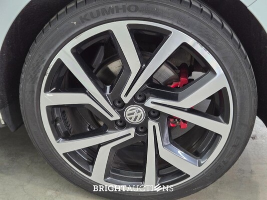 Volkswagen Polo GTI 2.0 TSI 200pk 2019, X-760-KZ