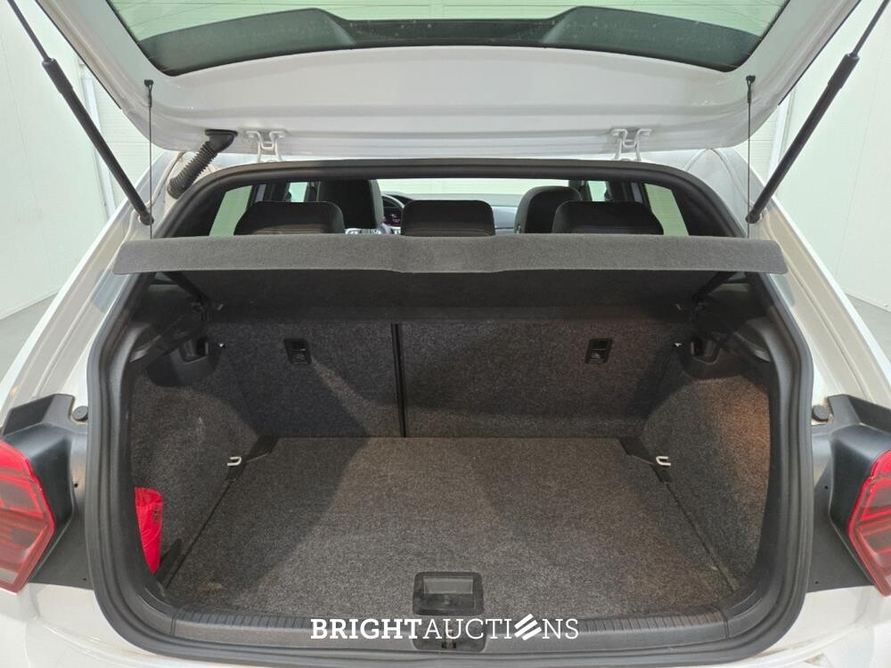 Volkswagen Polo GTI 2.0 TSI 200pk 2019, S-042-KX