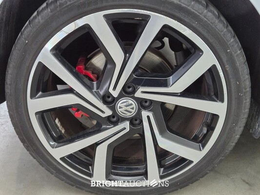 Volkswagen Polo GTI 2.0 TSI 200pk 2019, S-042-KX
