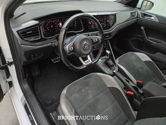 Volkswagen Polo GTI 2.0 TSI 200pk 2019, S-042-KX