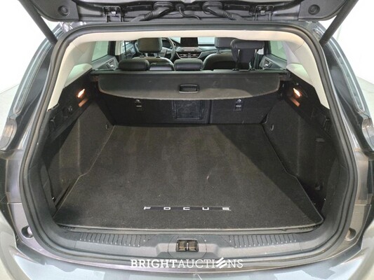 Ford Focus Wagon Vignale 1.5 EcoBoost 150pk 2019 (Origineel-NL), XF-786-S