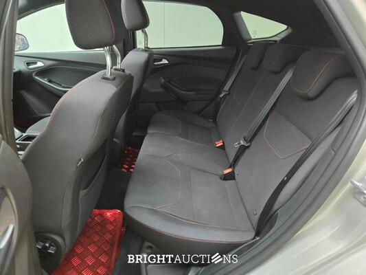 Ford Focus Titanium 1.5 150pk 2017, R-838-ZS