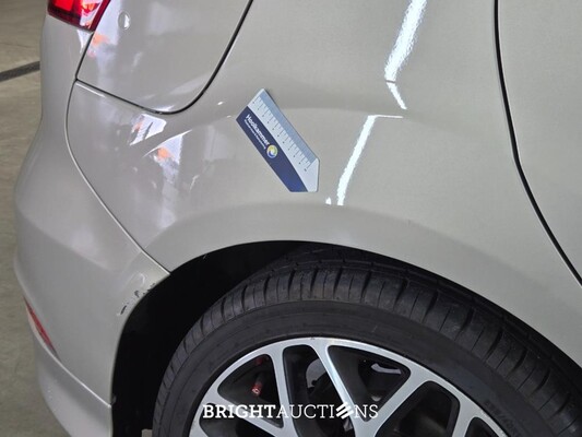 Ford Focus Titanium 1.5 150pk 2017, R-838-ZS