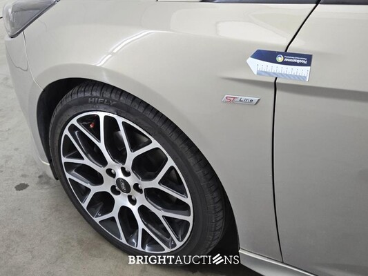 Ford Focus Titanium 1.5 150pk 2017, R-838-ZS