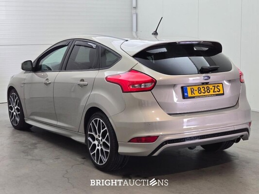 Ford Focus Titanium 1.5 150pk 2017, R-838-ZS