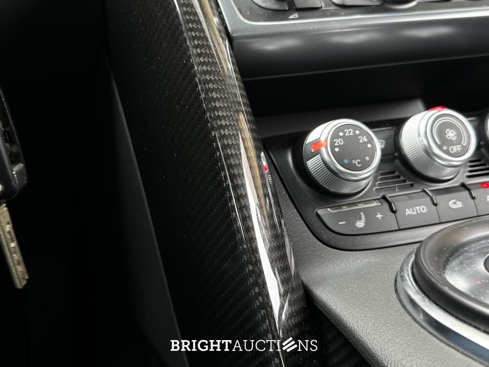 Audi R8 4.2 V8 FSI 420pk 2007 (CARBON), 18-KTF-8 Youngtimer