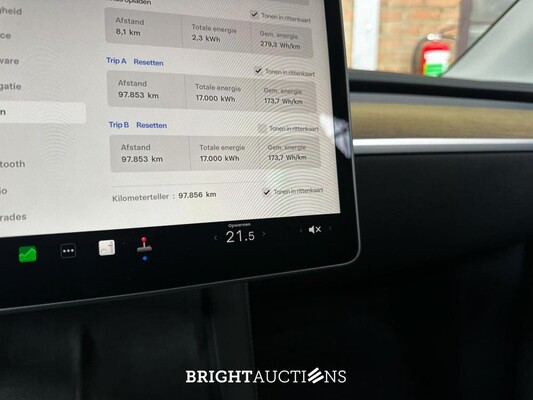 Tesla Model Y Max Range AWD 345pk 2022