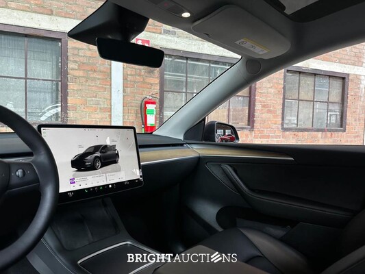 Tesla Model Y Max Range AWD 345pk 2022