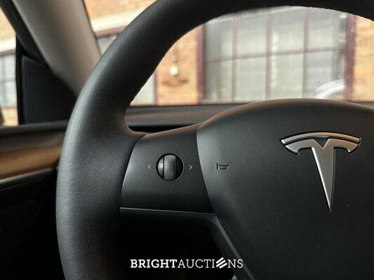 Tesla Model Y Max Range AWD 345pk 2022