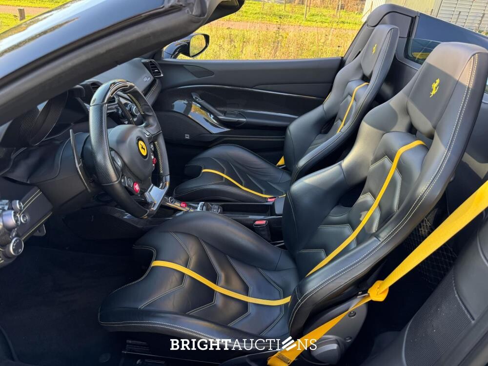 Ferrari 488 Spider HELE 3.9 V8 -Full Carbon- 670pk 2018, GFG-98-P
