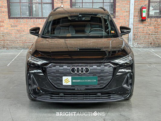Audi Q4 e-tron 50 quattro Launch edition S Competition 77 kWh 299pk 2022 (Origineel-NL+1e eigenaar), P-122-GB