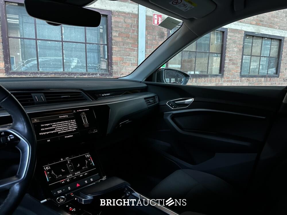Audi e-tron 50 quattro edition 71 kWh 313pk 2020 (Origineel-NL+1e eigenaar), K-399-HL