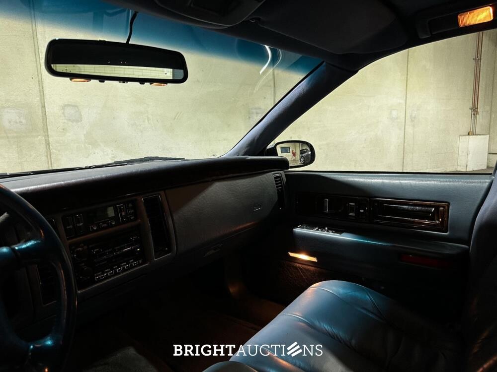 Cadillac Fleetwood Brougham 5.7 V8 256pk 1995, G-578-KG